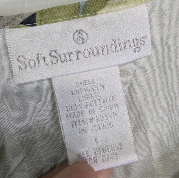 💚3 For $15💚 Soft Surroundings Blouse Women's Large Green 100% Silk Floral - Picture 2 of 4